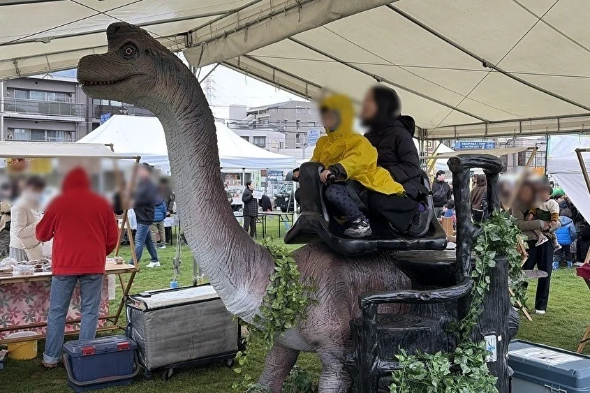 恐竜ライド(2人乗り)ブラキオサウルス