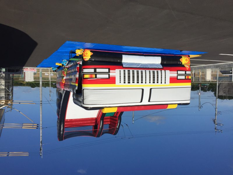 消防車スライダー