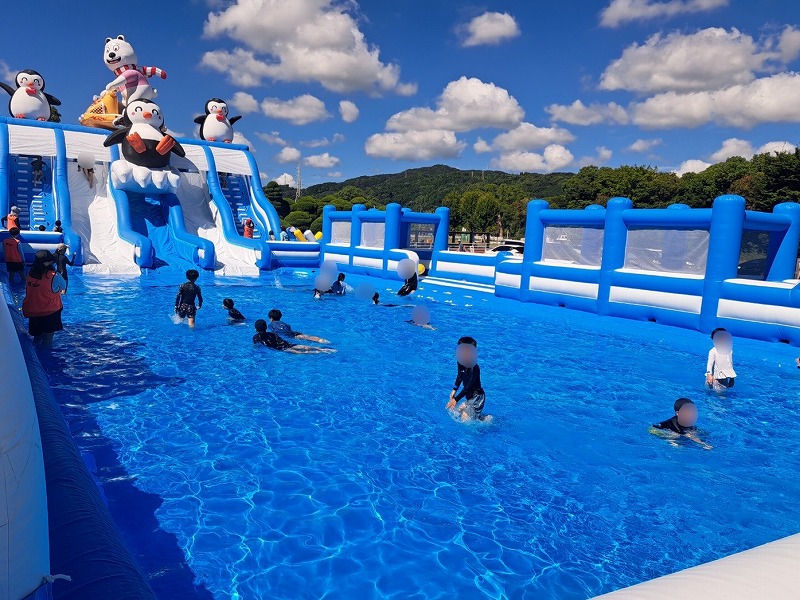 ペンギンビッグウォーターパーク　ボートレースからつご利用風景