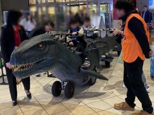 恐竜トレイン　モササウルス