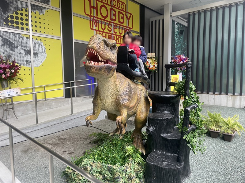 恐竜ライド(2人乗り)ティラノサウルス