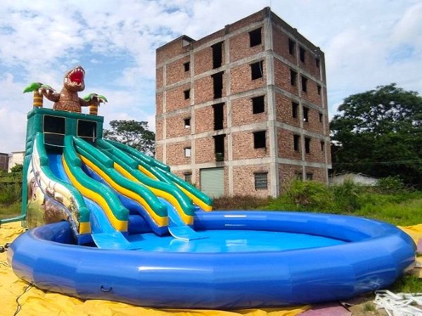 ジャイアントディノウォーターパーク